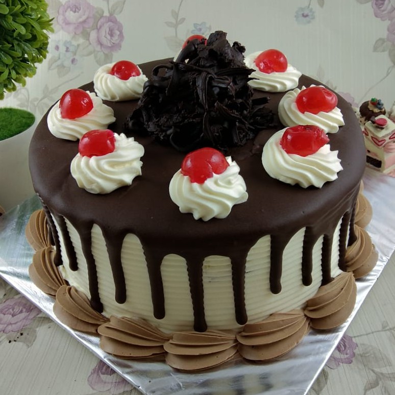 Detail Gambar Kue Ultah Coklat Leleh Nomer 5