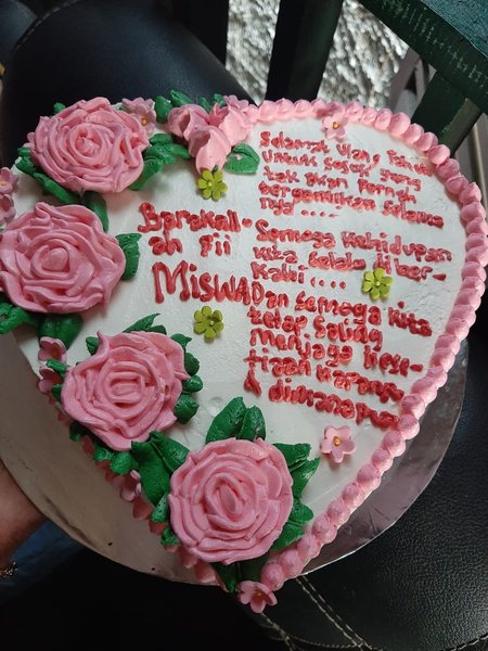 Detail Gambar Kue Ultah Perkawinan Nomer 17