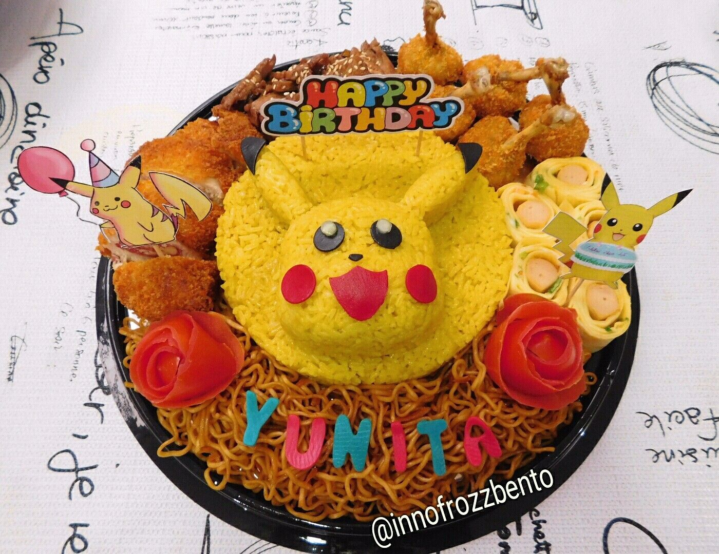 Detail Gambar Kue Ultah Pikachu Nomer 48