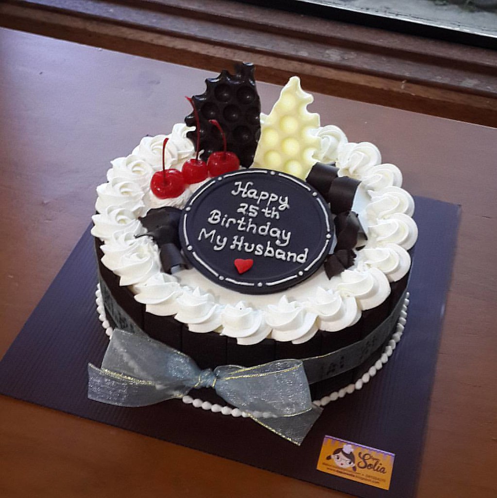 Detail Gambar Kue Ultah Untuk Suami Nomer 56