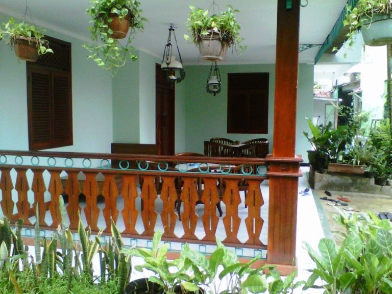 Detail Contoh Rumah Betawi Nomer 37