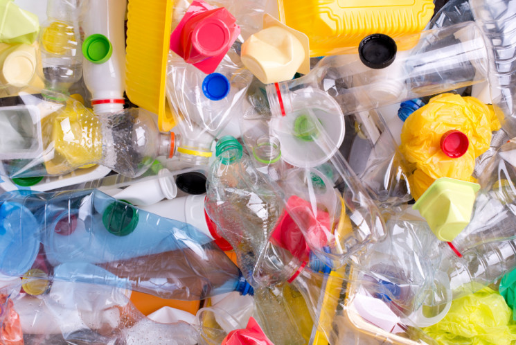 detail-contoh-sampah-plastik-koleksi-nomer-16