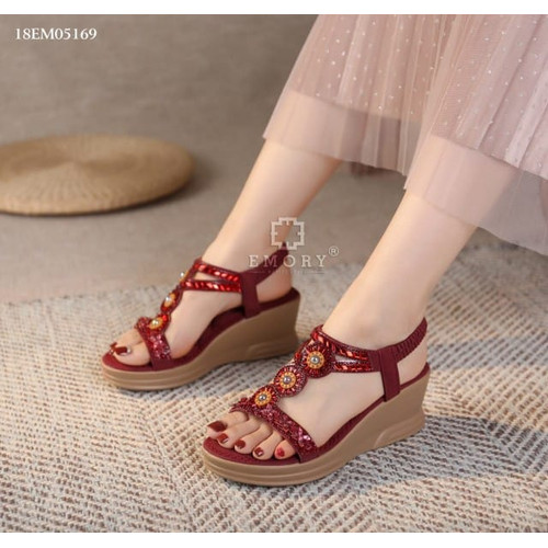 Detail Contoh Sandal Wanita Terbaru Nomer 53