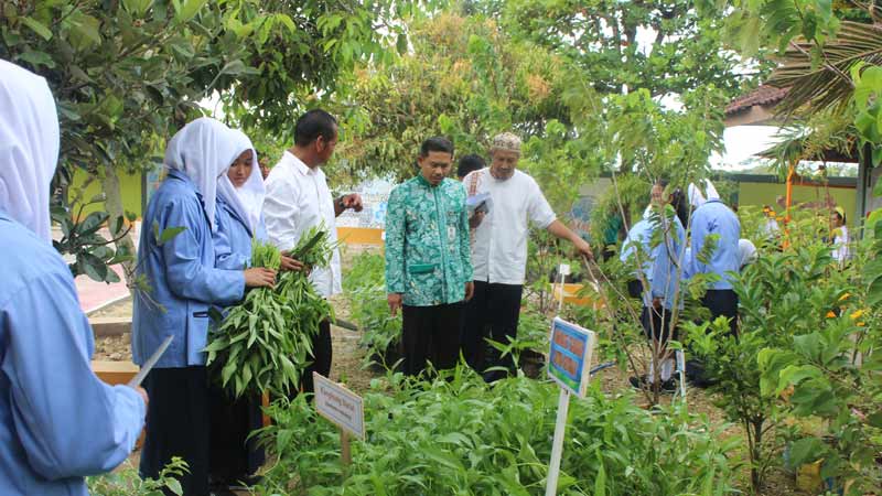 Detail Contoh Sekolah Adiwiyata Nomer 36