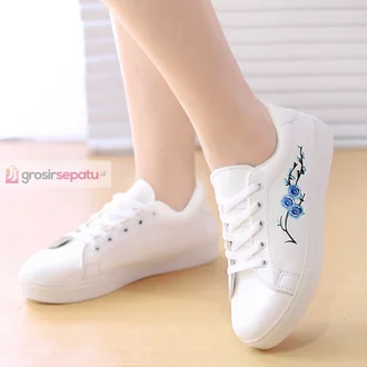 Detail Contoh Sepatu Kets Nomer 4