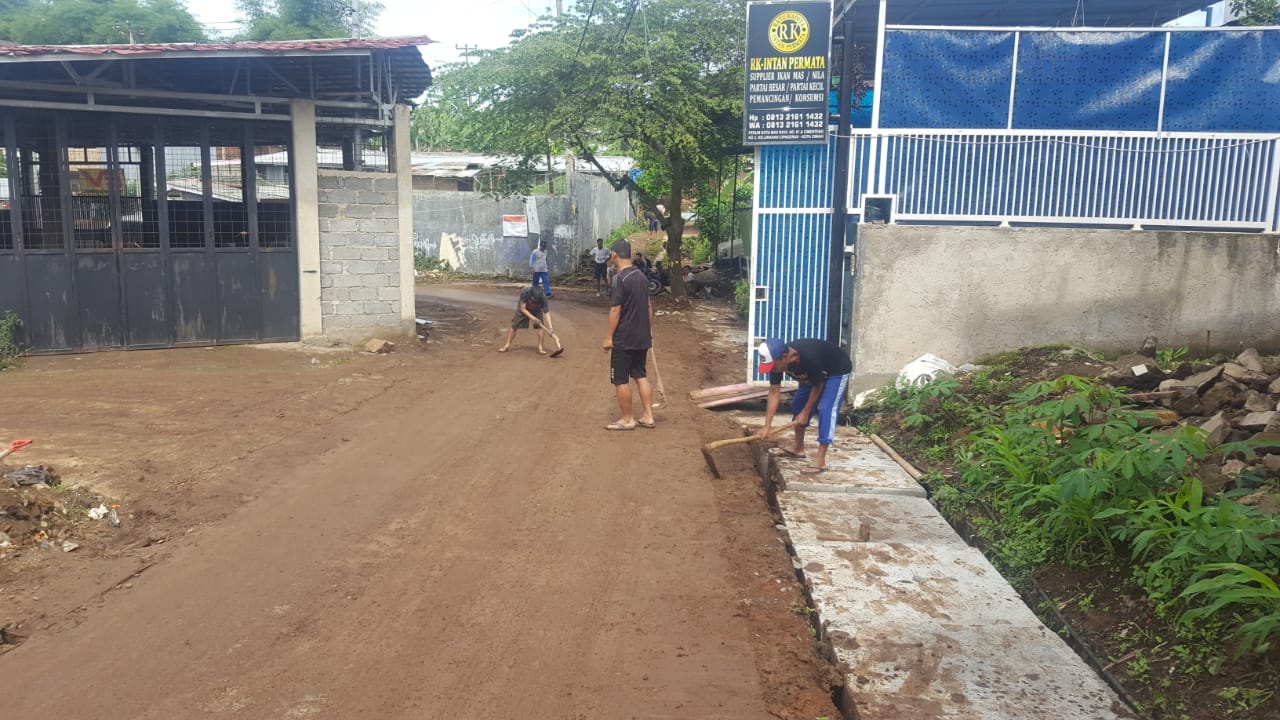 Detail Gambar Lagi Kerja Bakti Jalan Nomer 20