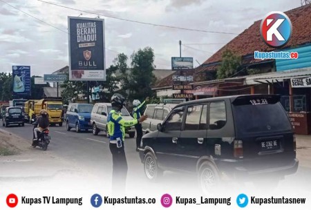 Detail Gambar Lalu Lintas Kendaraan Di Pangkalpinang Nomer 26