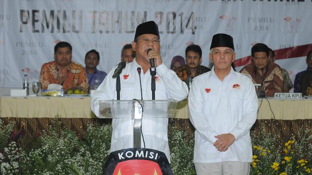 Detail Gambar Lambang Pancasila Sama Bendera Indonesia Nomer 34