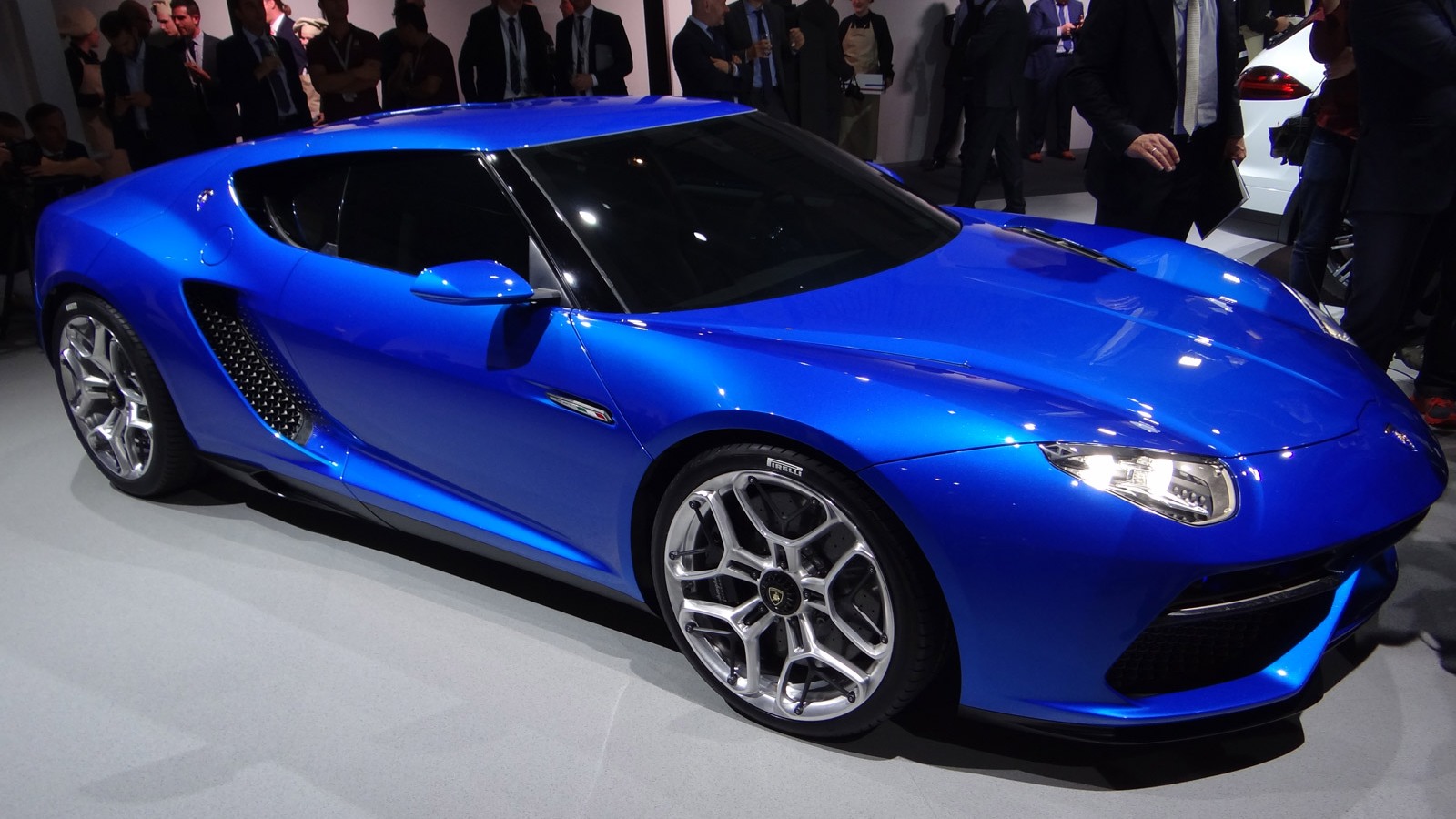 Detail Gambar Lamborghini Asterion Nomer 29