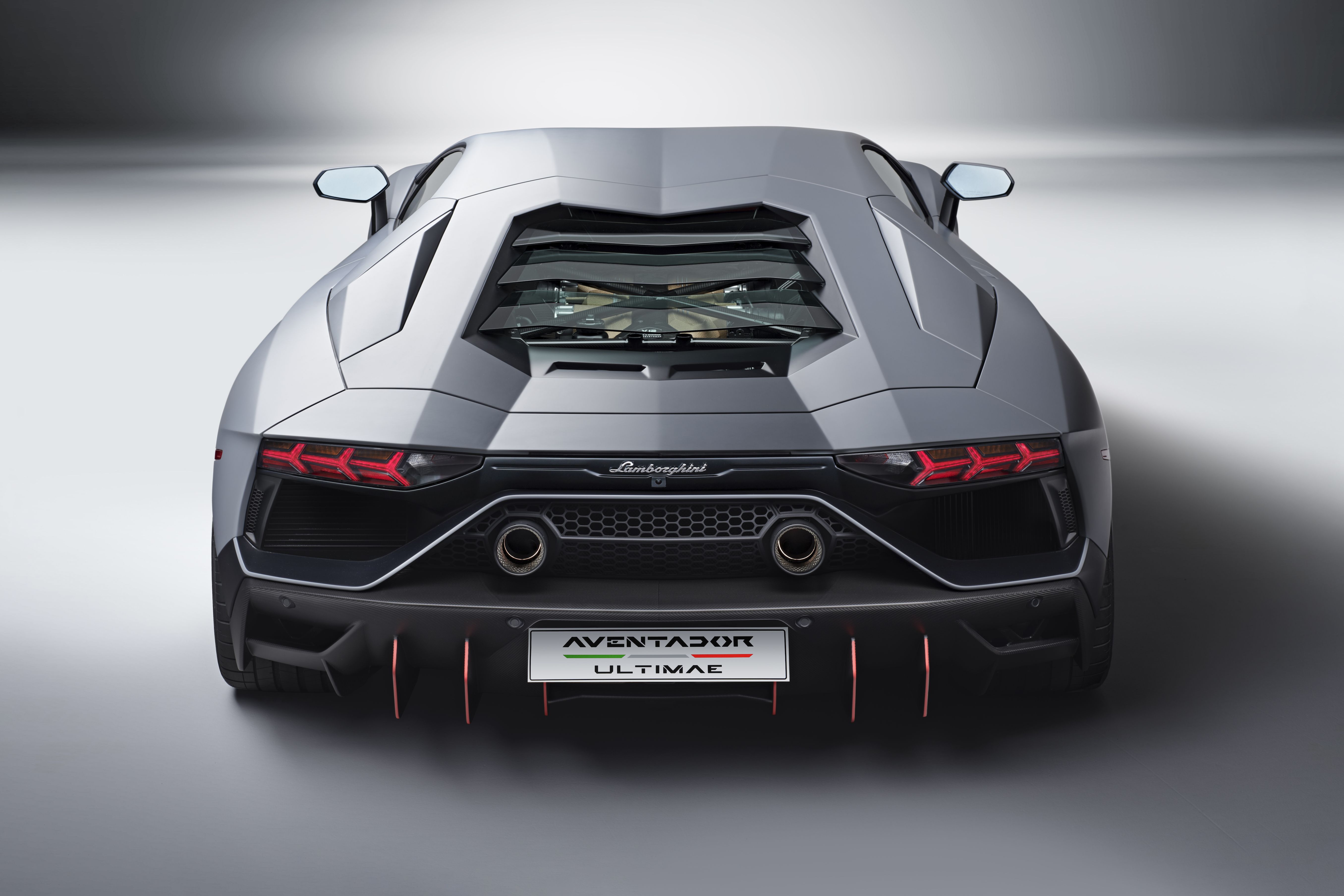 Detail Gambar Lamborghini Aventador Nomer 5