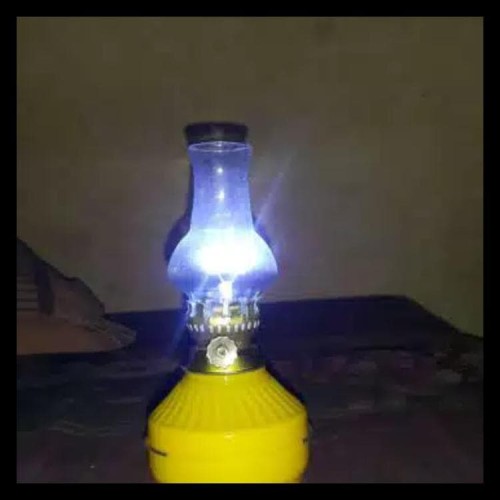 Detail Gambar Lampu Teplok Jaman Dulu Nomer 40