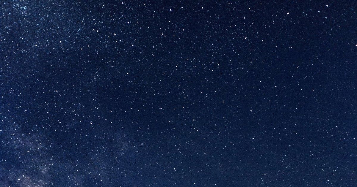 Detail Gambar Langit Malam Penuh Bintang Dan Bulan Nomer 4