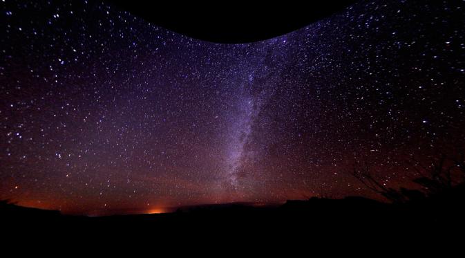 Detail Gambar Langit Malam Penuh Bintang Dan Bulan Nomer 46