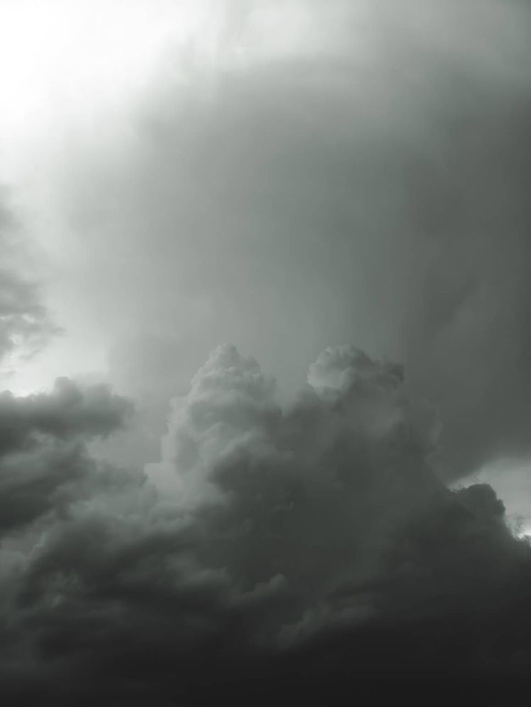 Detail Gambar Langit Mendung Nomer 16