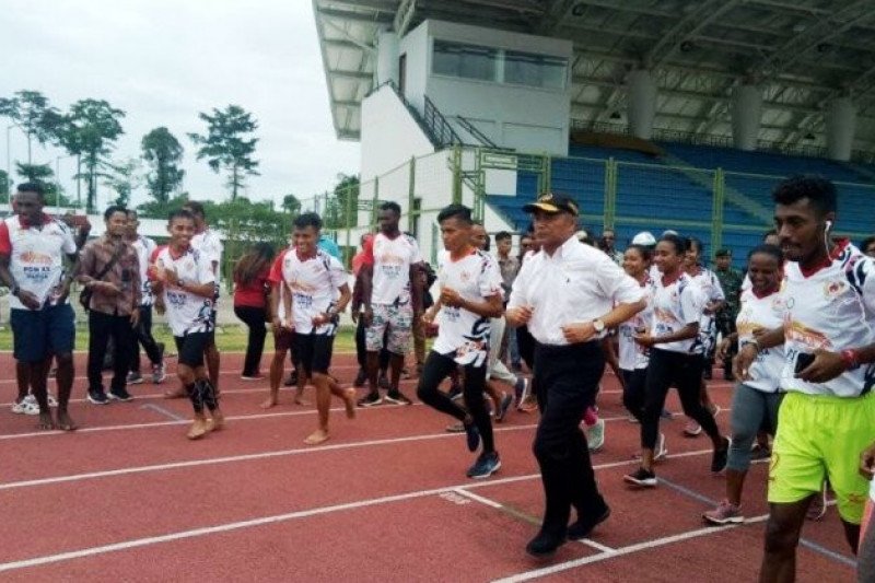 Detail Gambar Lapangan Atletik Nomer 49