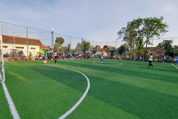 Detail Gambar Lapangan Futsal Keren Nomer 26