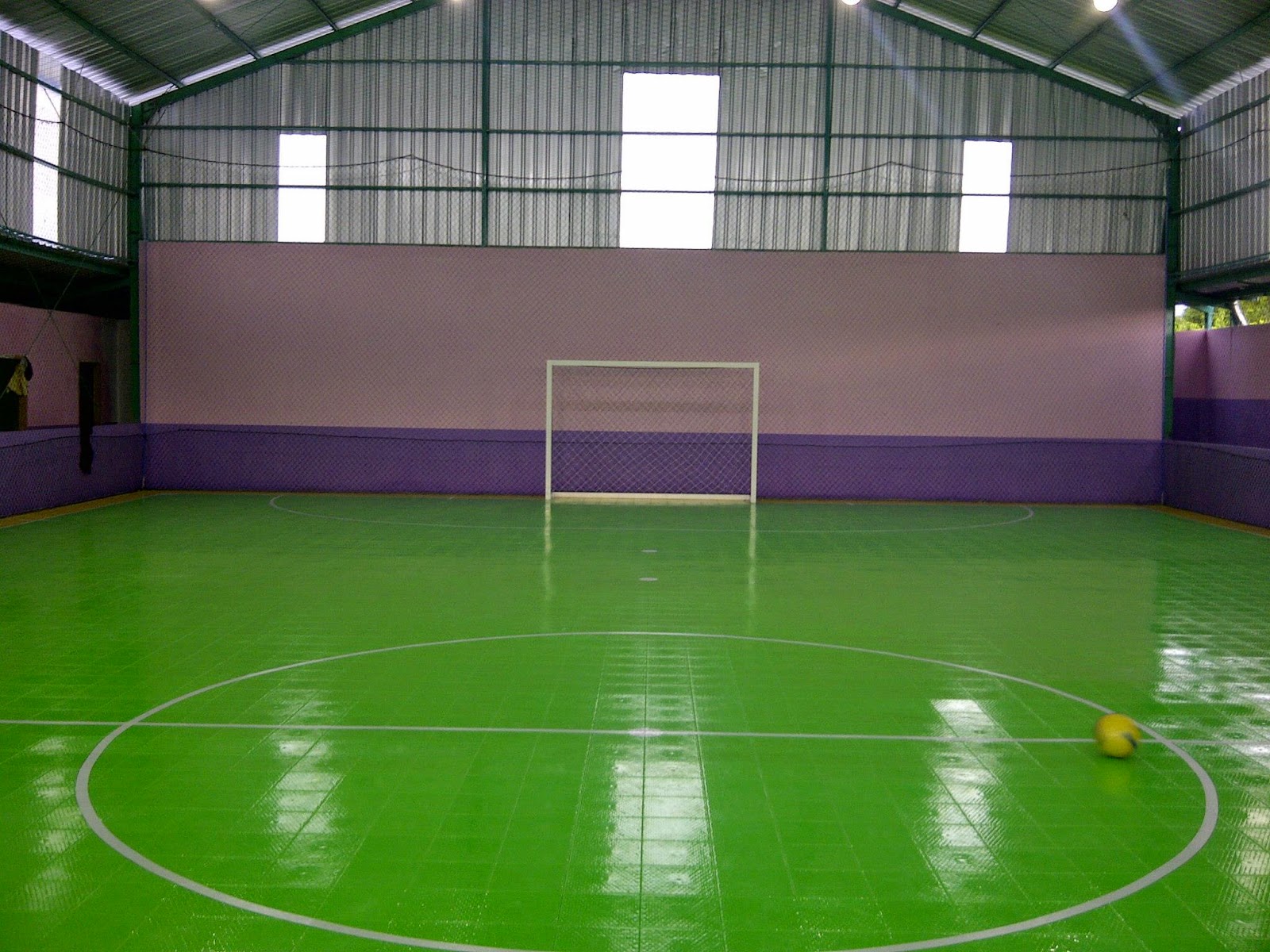 Detail Gambar Lapangan Futsal Keren Nomer 32