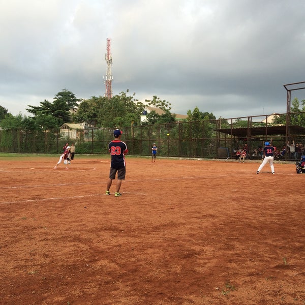 Detail Gambar Lapangan Softball Nomer 43