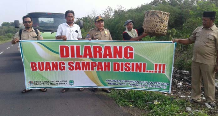 Detail Gambar Larangan Membuang Sampah Sembarangan Nomer 45