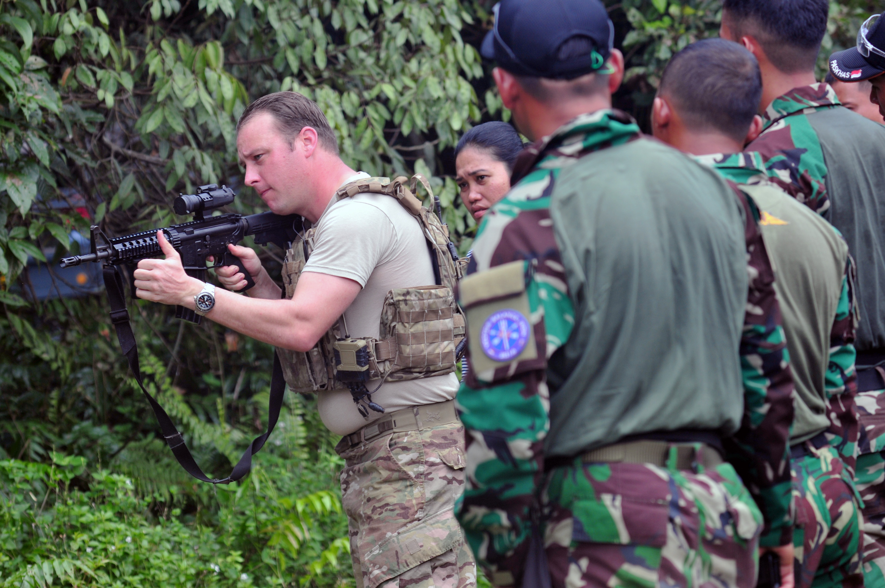 Detail Gambar Latihan Militer Indonesia Nomer 29