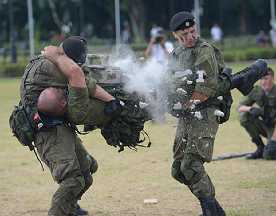 Detail Gambar Latihan Militer Indonesia Nomer 43