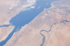 Detail Gambar Laut Merah Di Mesir Nomer 47