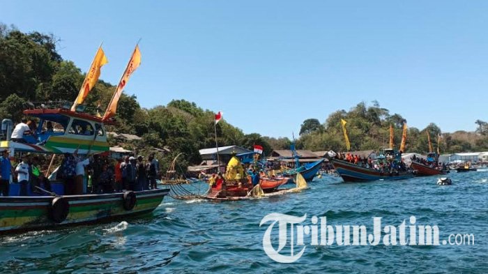 Detail Gambar Laut Sendang Biru Malang Nomer 34