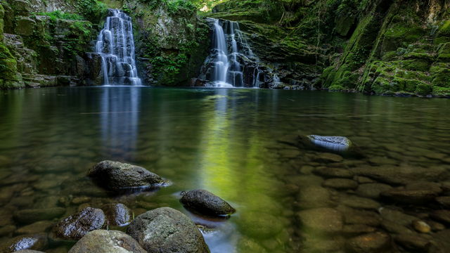 Detail Gambar Laut Wallpaper Pemandangan Air Terjun Bergerak Nomer 31