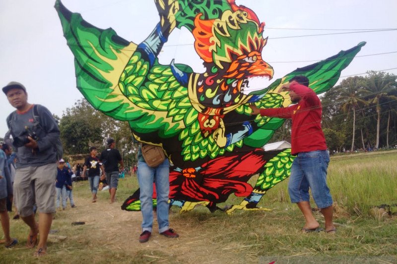 Detail Gambar Layang Layang Garuda Nomer 46