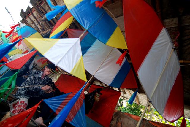 Detail Gambar Layang Layang Peteng Nomer 20