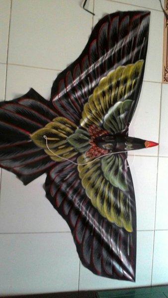 Detail Gambar Layangan Burung Garuda Nomer 4