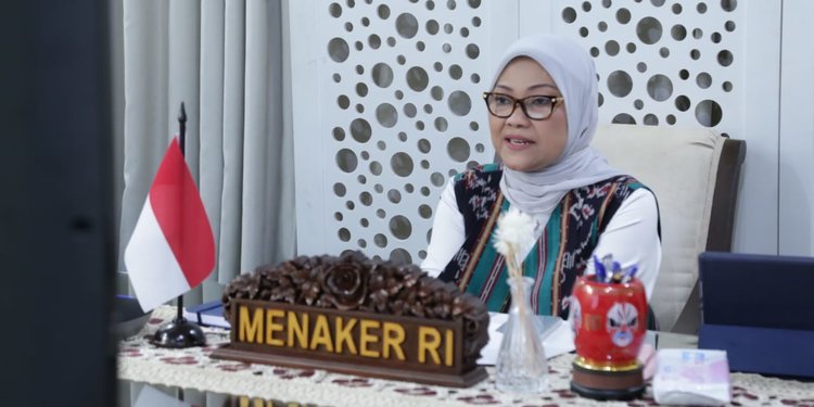 Detail Gambar Lebaran Bersama Keluarga Gambar Seni Ukir Wanita Nomer 29