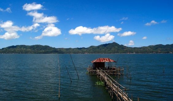 Detail Gambar Legenda Danau Tondano Nomer 20