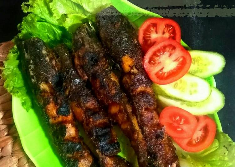 Detail Gambar Lele Bakar Nomer 13