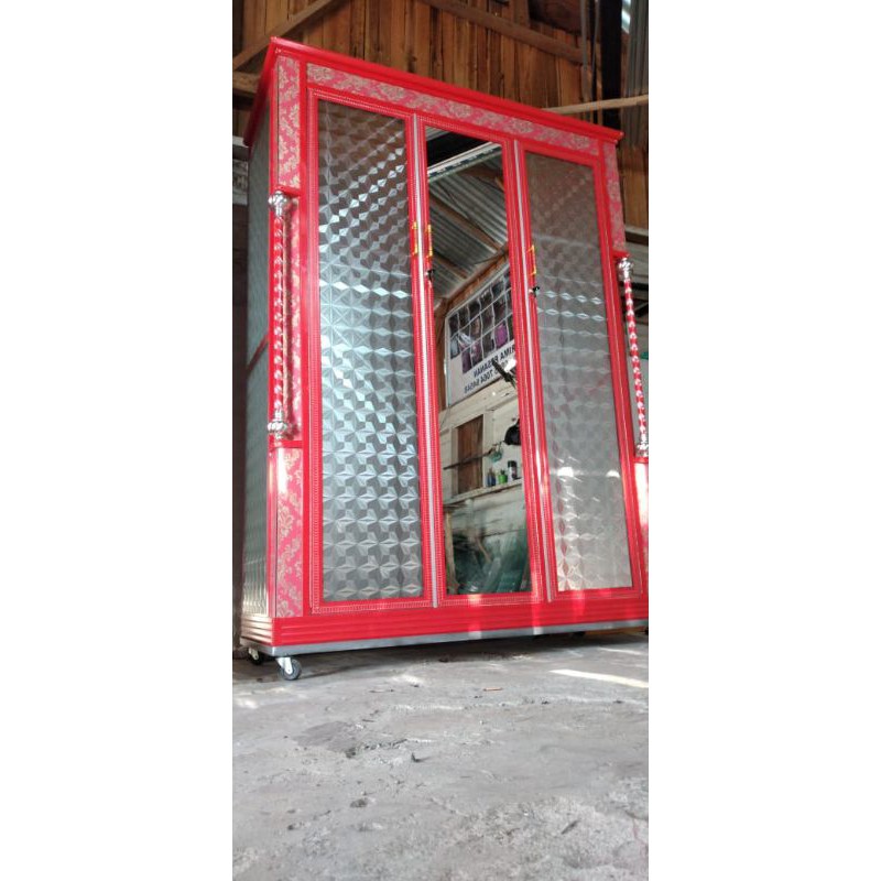 Detail Gambar Lemari Pakaian 3 Pintu Aluminium Nomer 49