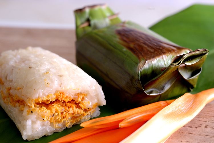 Detail Gambar Lemper Ayam Nomer 16