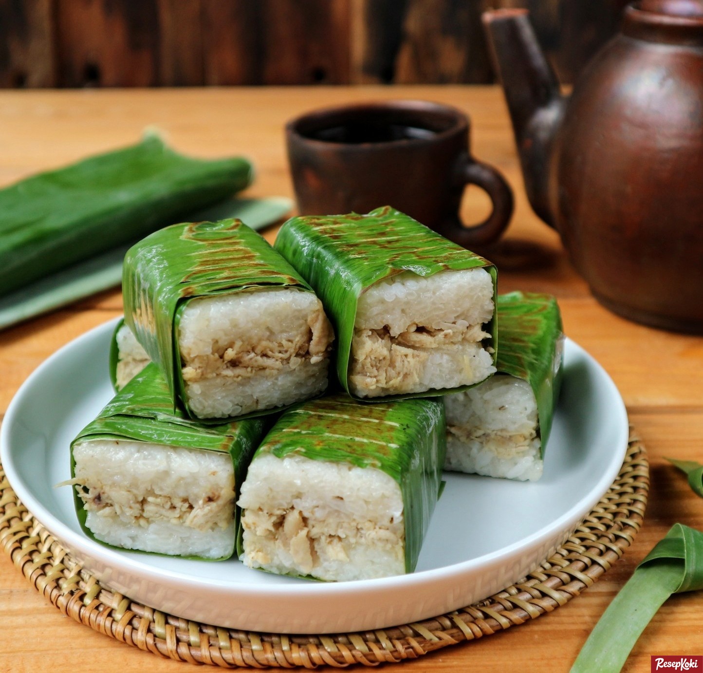 Detail Gambar Lemper Ayam Nomer 7