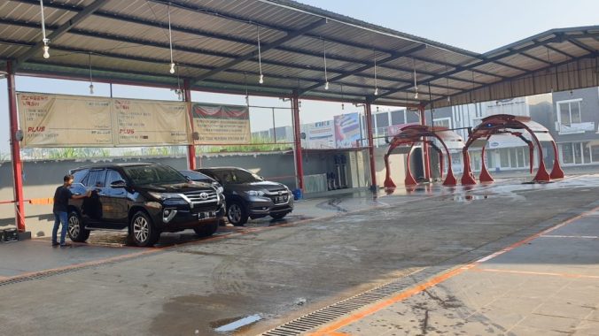 Detail Gambar Lengkap Tempat Cuci Mobil Nomer 7