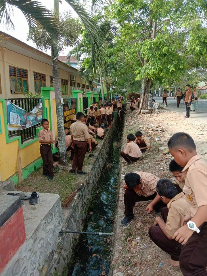 Detail Gambar Lingkungan Sekolah Bersih Nomer 44