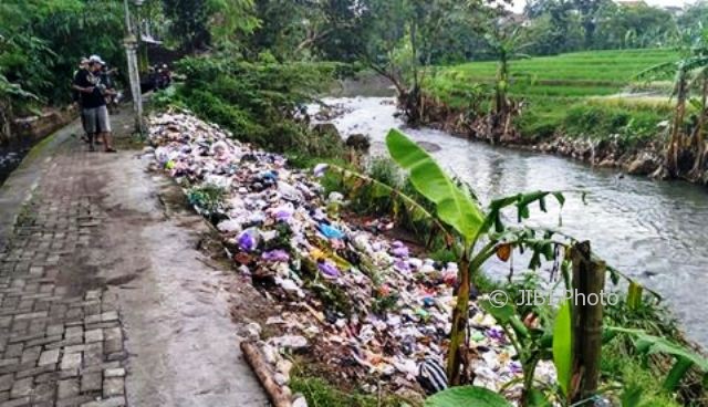 Detail Gambar Lingkungan Yang Tidak Sehat Nomer 6