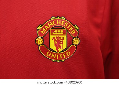 Detail Gambar Logo Manchester United Nomer 22