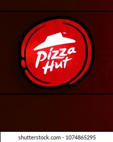 Detail Gambar Logo Pizza Hut Nomer 54