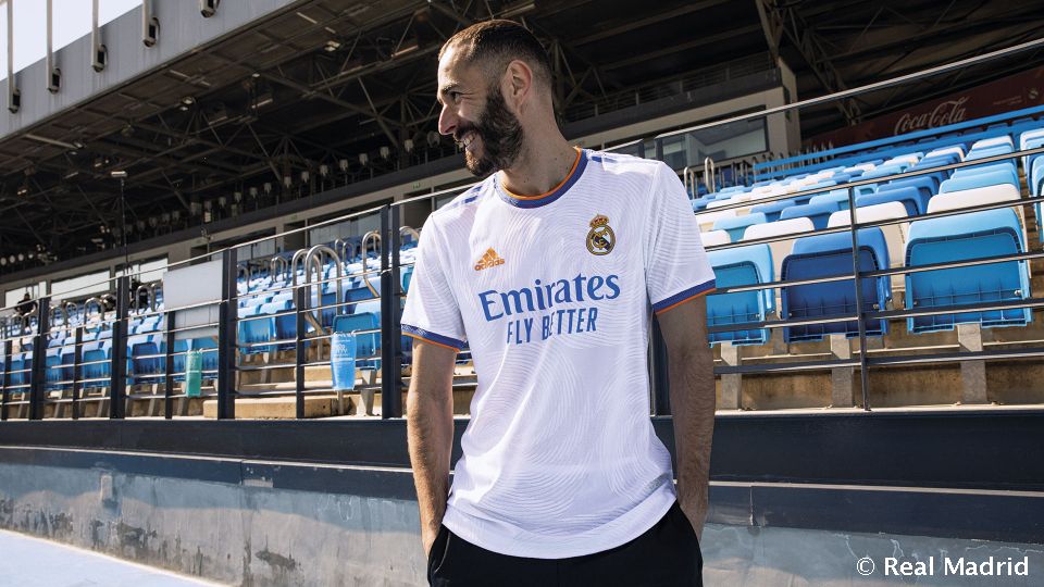 Detail Gambar Logo Real Madrid Terbaru Nomer 37