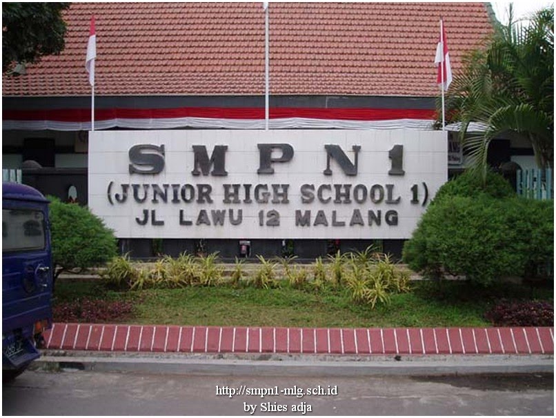 Detail Gambar Logo Smpn 1 Malang Nomer 6