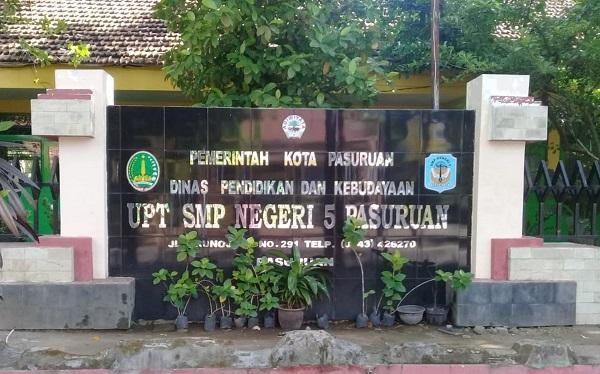 Detail Gambar Logo Smpn 10 Pasuruan Nomer 7