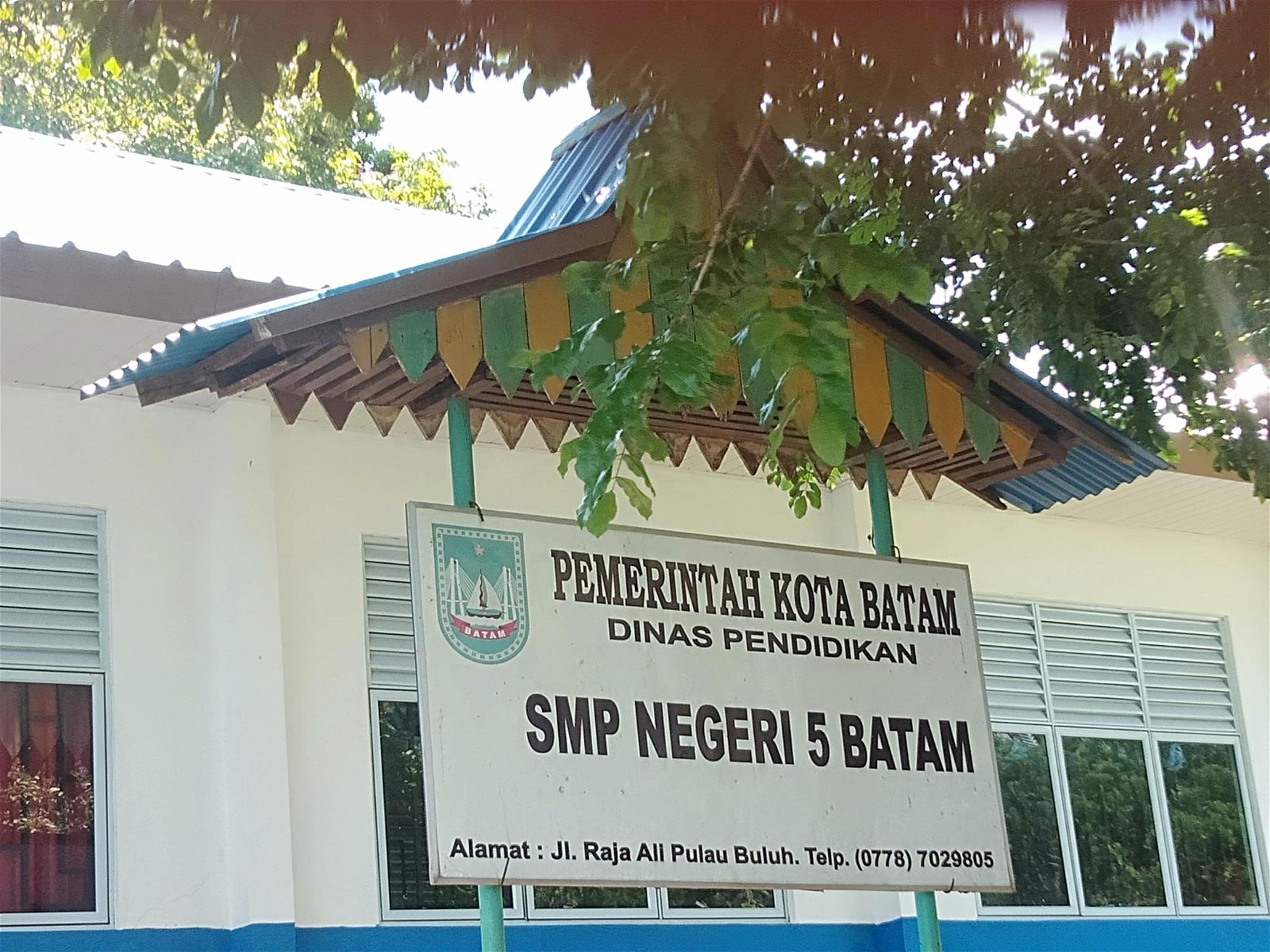 Detail Gambar Logo Smpn 16 Batam Nomer 6