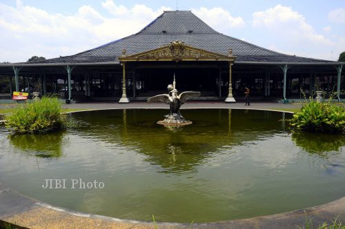 Detail Gambar Lokasi Mangkunegaran Bendera Mangkunegaran Nomer 20