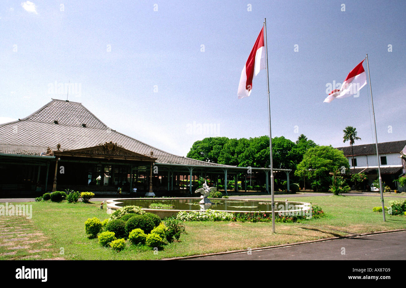 Detail Gambar Lokasi Mangkunegaran Bendera Mangkunegaran Nomer 32