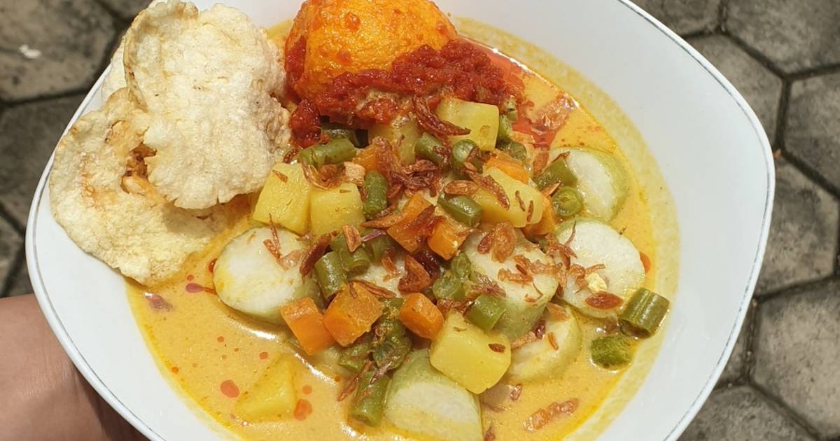 Detail Gambar Lontong Kari Ayam Nomer 11