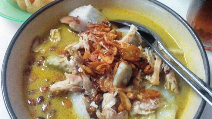 Detail Gambar Lontong Kari Ayam Nomer 13